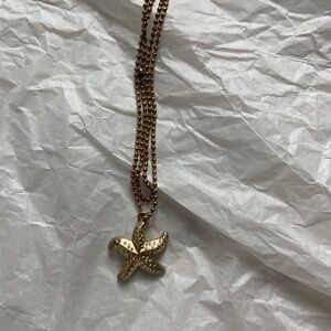 Starfish Hold Necklace